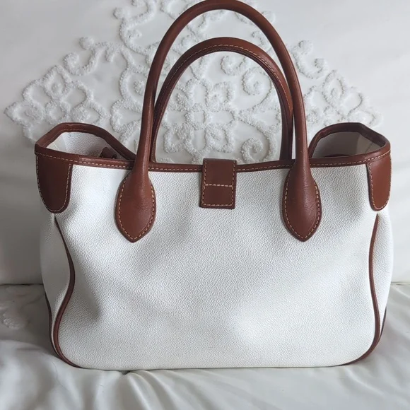 Dooney & Bourke Archives-Pebble Leather Tuck Lock Tote-White/British Tan NEW - Picture 4 of 15